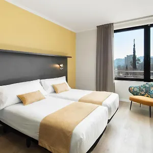 Alimara 4*, Barcelona Spanje
